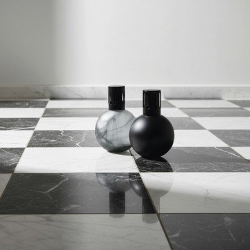 Genie lamp mosaic negro